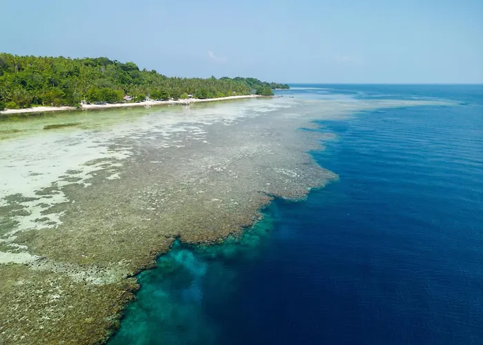 Reconnect - Private Island Resort & Dive Center Togean - Buka Buka Island