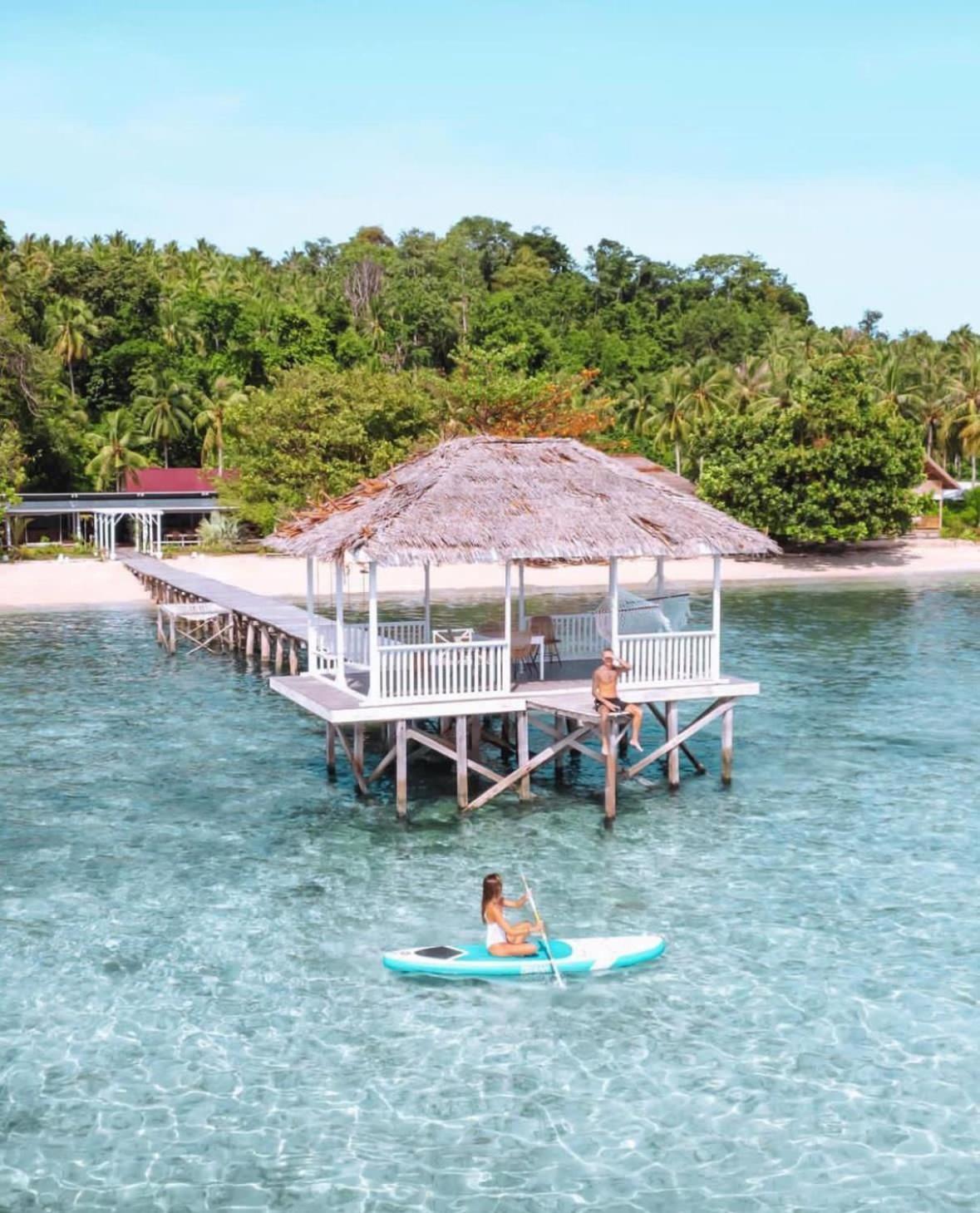 Reconnect - Private Island & Dive Center Togean - Buka Buka Island