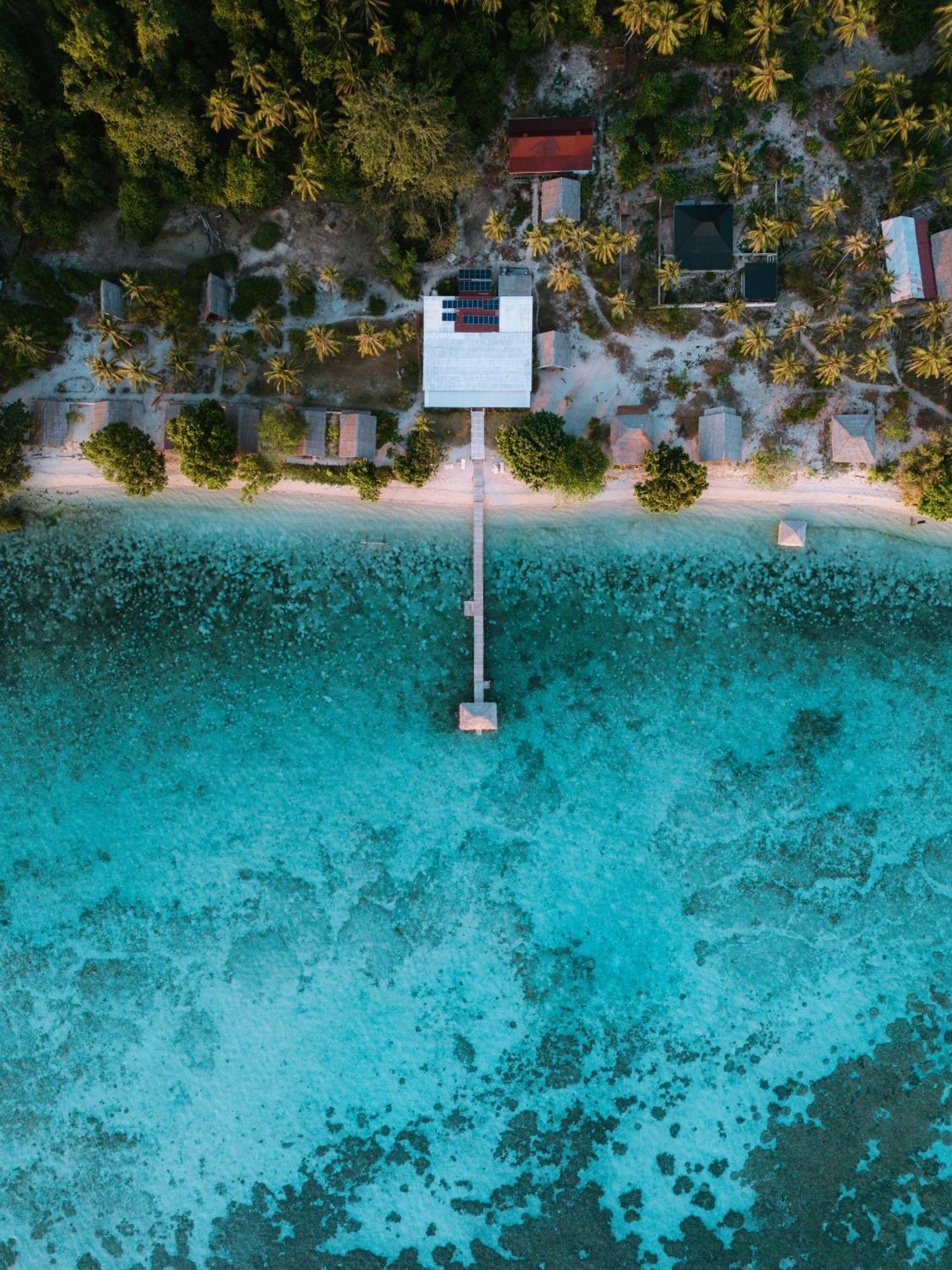 Reconnect - Private Island & Dive Center Togean - Buka Buka Island 3*